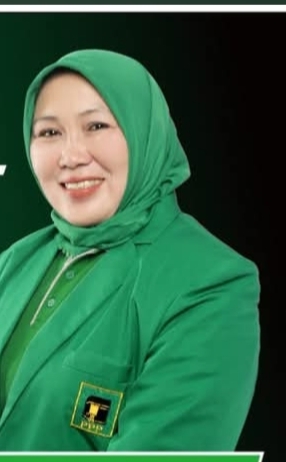 Foto TITI SUMIATI